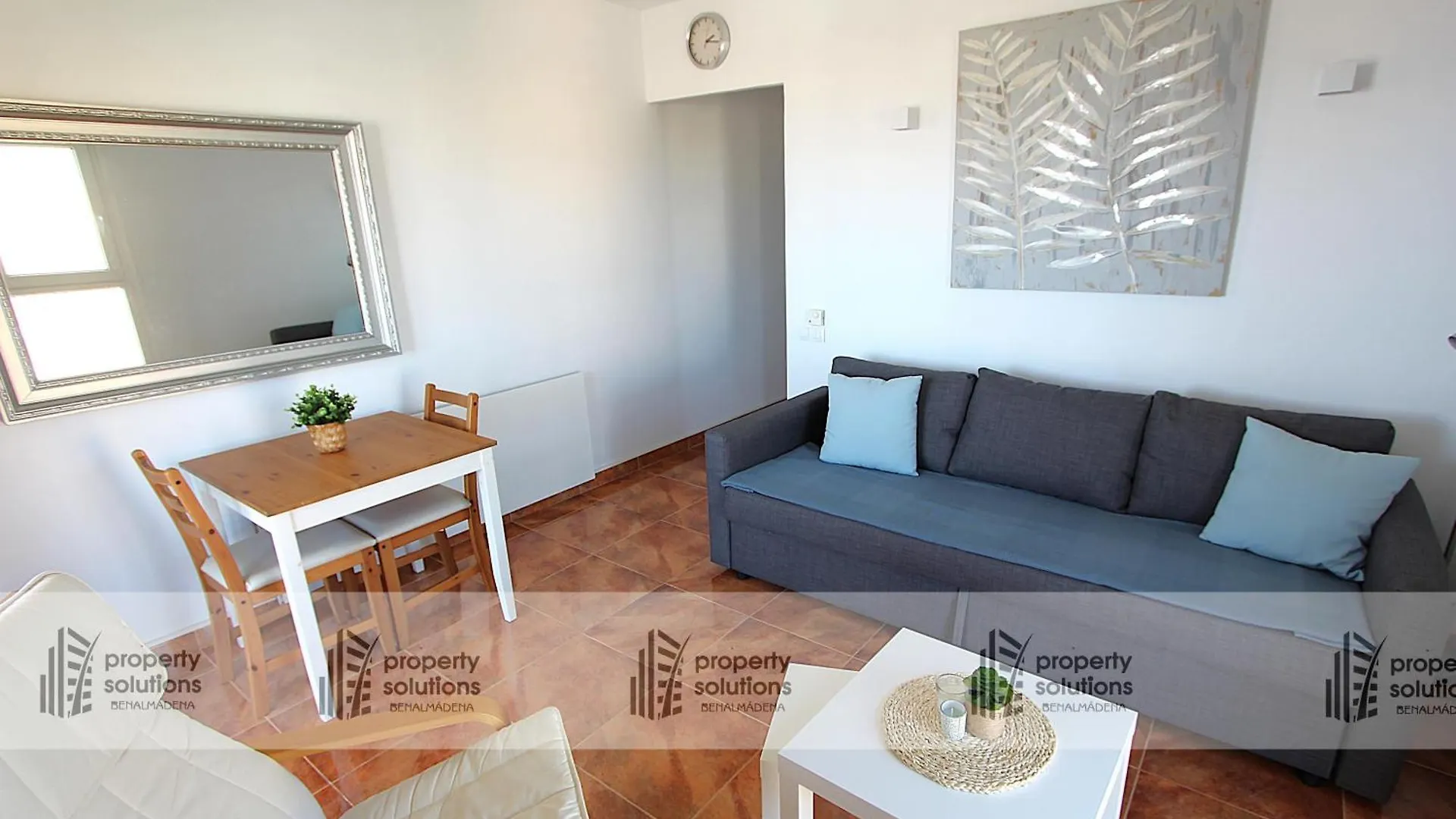 1017 Iris Apartamento - Vista Al Mar - Cerca De Tren, Restaurantes Y Tiendas - Playa A 10 Minutos Caminando 贝纳尔马德纳 0*,  西班牙